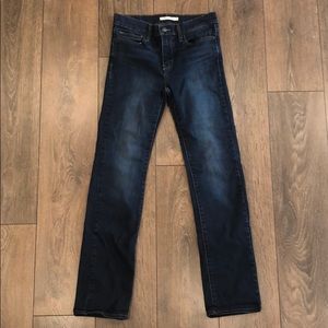 Levi Slimming Straight Blue Jeans Size 28